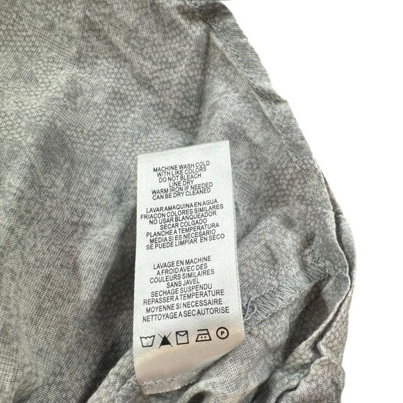 Miley Cyrus M Medium Snake Print Button Shirt Roll Tab Y2K Casual 100% Cotton - Picture 5 of 13